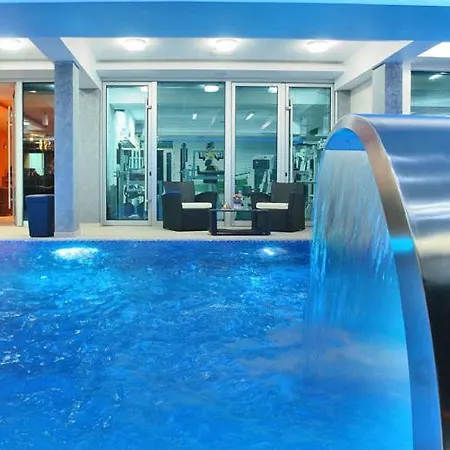 Golf Luxury 3* Krusevac