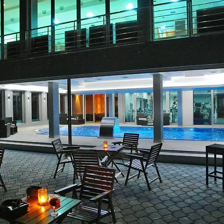 Golf Luxury Hotel 3*