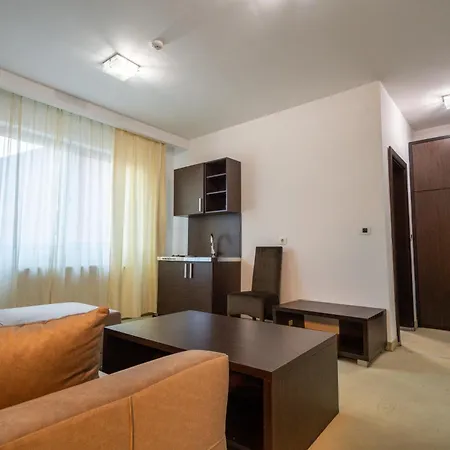 Golf Luxury Hotel 3*