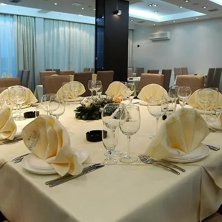 Hotel Golf Luxury 3*